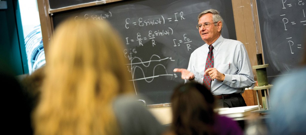 academics-slider-classroom-1-1240x550